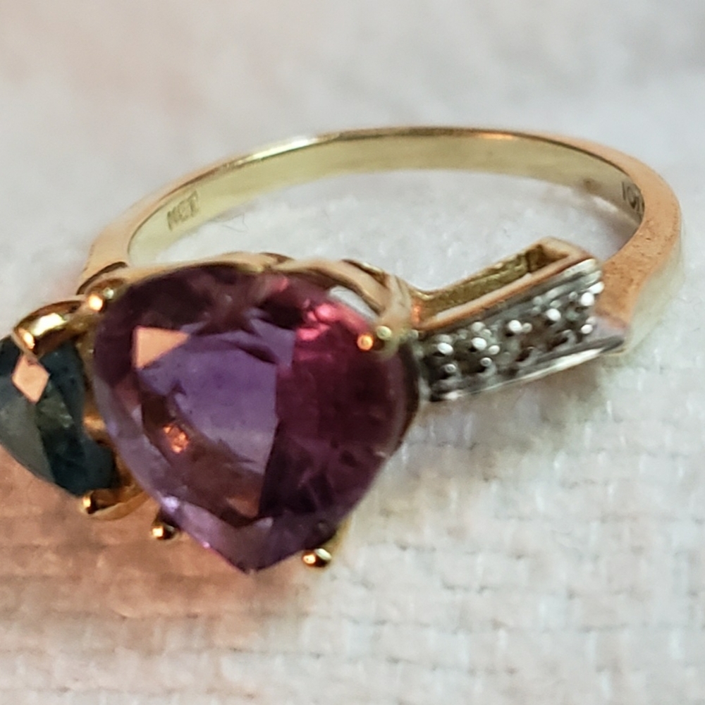Mei stamped 10K amethyst topaz and diamond ring - Picture 2 of 9